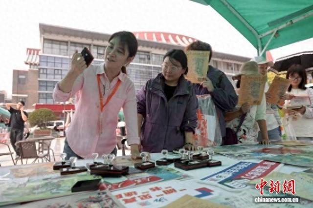 11城文创力量汇聚天津 方寸印章激活假日文旅新体验