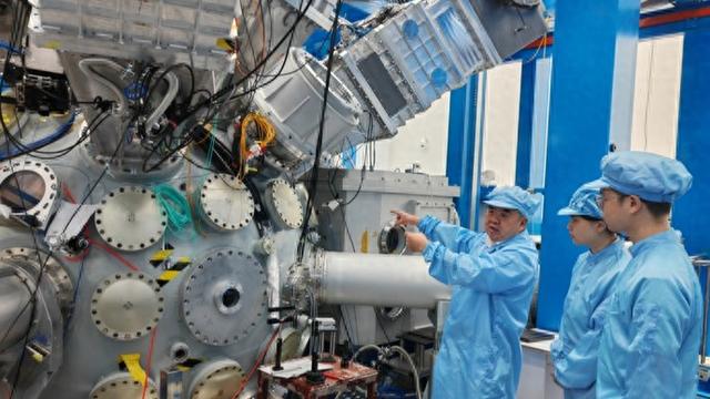 “人造小太阳”如何高效助力激光聚变研究？自主研制新型激光装置打破国际垄断