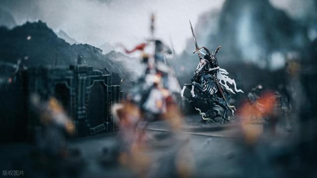 类似魔塔西游（圣剑龙翼）