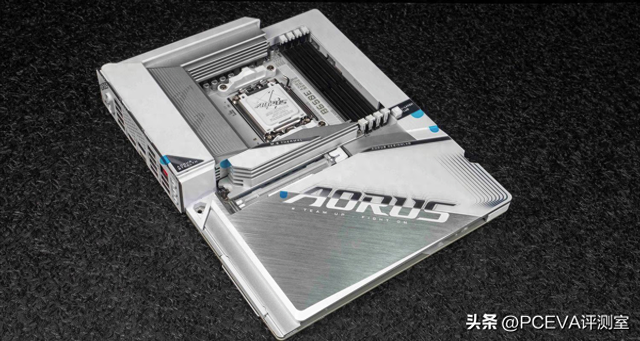 主板bios优化（技嘉主板BIOS详解 更新设置与超频）