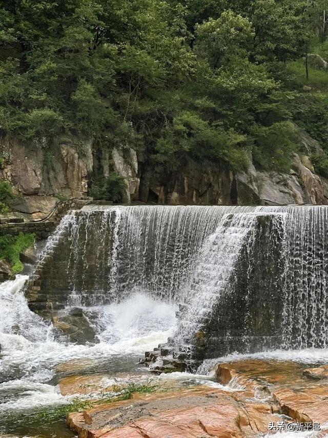 避暑胜地在哪里 天生“大洼”好去处——平邑县大洼风景区印象记 姜晓彬/文
