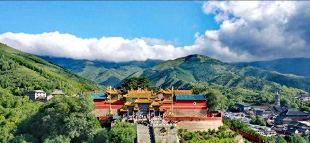 登五台山菩萨顶