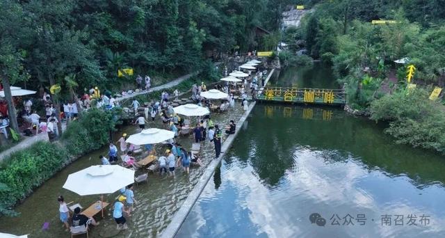 2025南阳市推动文化繁荣兴盛暨文旅产业发展大会观摩侧记
