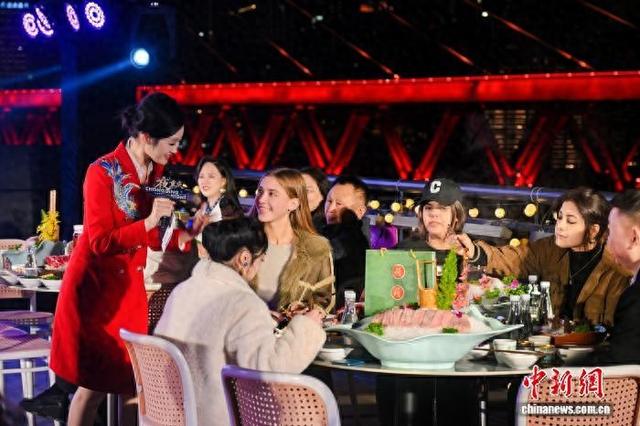 重庆发布“夜重庆”文旅品牌 “五夜”魅力绘文旅新图景