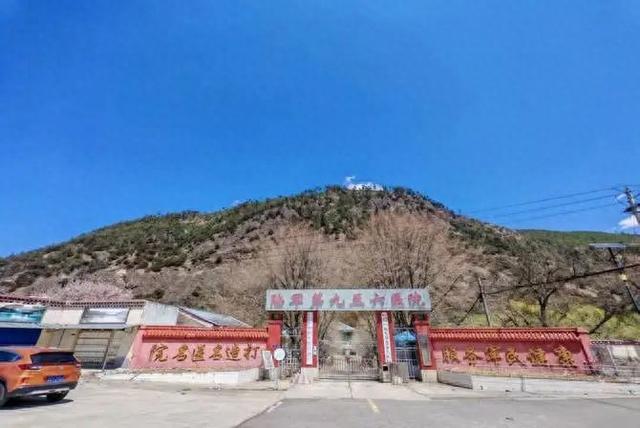 翻铁门，回115医院老营房！篮球场汪洋淹没了我们的青春号子…