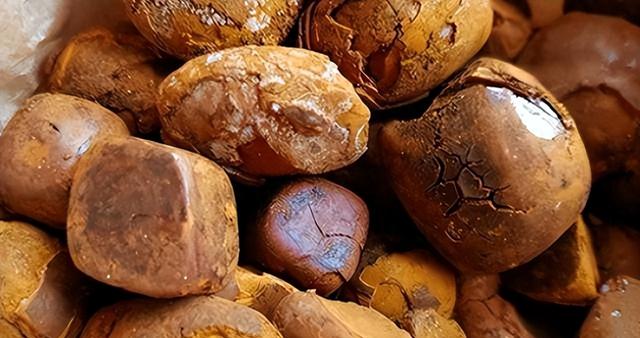 比黄金还贵！1公斤卖165万，之前在农村被当成垃圾，为何现在暴涨