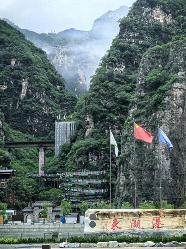 峡谷撒欢+古寺静心，房山这条线路太治愈