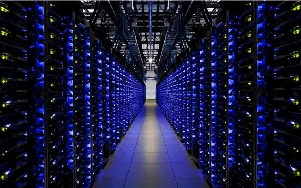 从物理机到VMware再到Docker和K8s,聊聊“虚拟化”的演进技术插图1 从物理机到VMware再到Docker和K8s,聊聊“虚拟化”的演进技术
