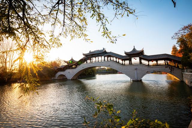 冬日台儿庄｜一场光影与时光的温暖邂逅✨