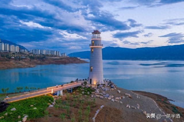 云南省适合冬季自驾旅游，旅居养老过冬休闲露营避寒的地方