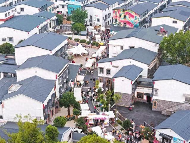 昔日城市伤疤今朝旅游胜地——洞庭渔歌小镇蝶变记