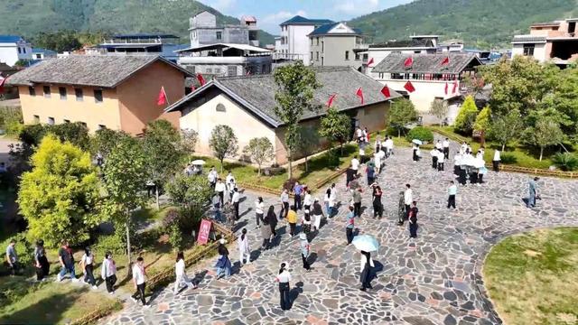 长汀：亲子游 培训研学游持续升温