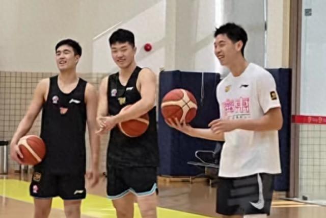 8大主力合练！广东5国手首度合体	，二飞让位，张昊成为4号位主将