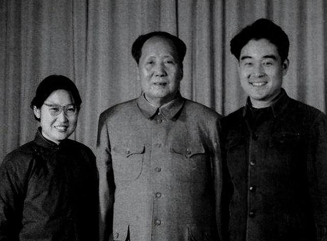 孔令华离世后，李敏一人拉扯家庭，孔东梅坦言：妈妈的命其实很苦