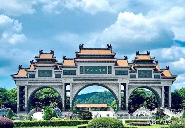 秋阳叩坊，甜醒顺峰