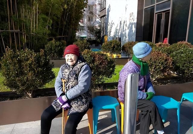 中国将迎来前所未有的死亡高峰	，专家得出答案：是这些因素导致的