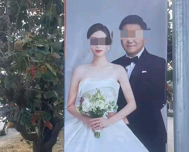 北京最牛婚礼！现场全是顶流，朱时茂坐C位，宋祖英举动耐人寻味