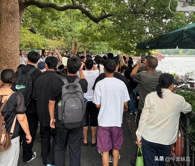 国庆旅游“没尊严”？人山人海背后，唱衰怪论到底是谁在带节奏！