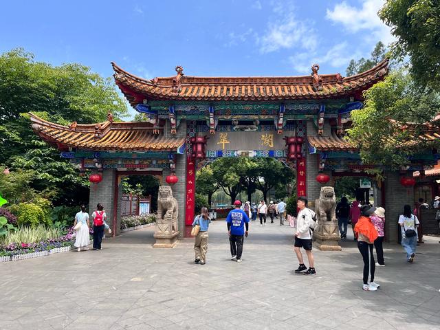 途经春城第四次，逛吃昆明一整天