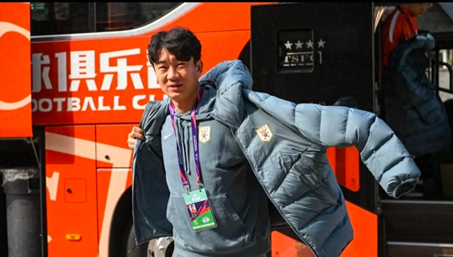 前国脚戴琳已还清欠球迷的欠款，球迷家属：还多转了5000元	，想要退回，不过戴琳未答应