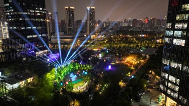 打造沉浸式夜游新体验，上海国际光影节普陀分会场启幕