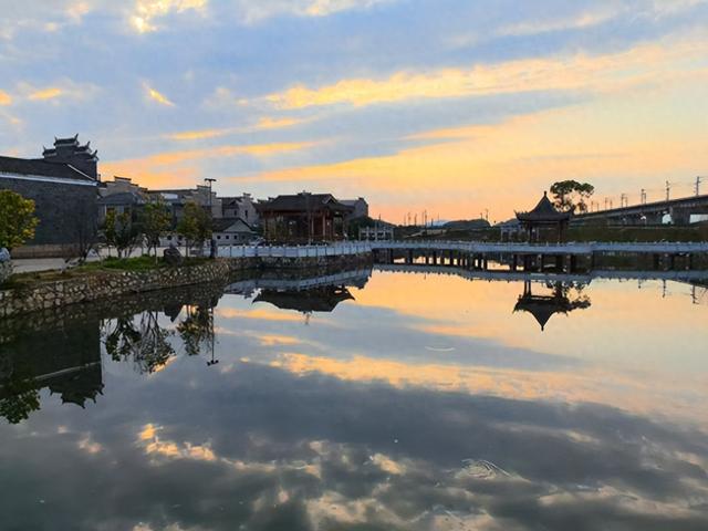 以文化人 千年古镇更迷人