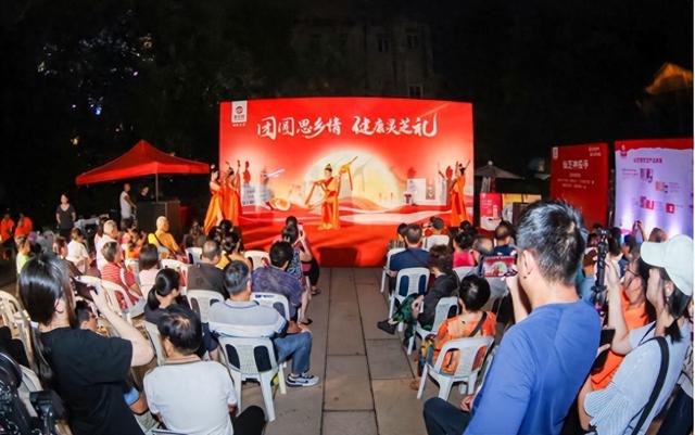 当中秋遇上灵芝，仙芝楼这场古巷游园会玩出了新花样
