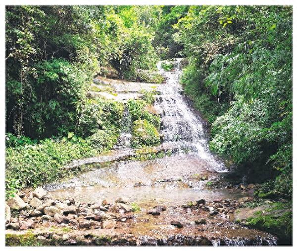 灵川大境龙潭瀑布：夏日徒步亲水好去处