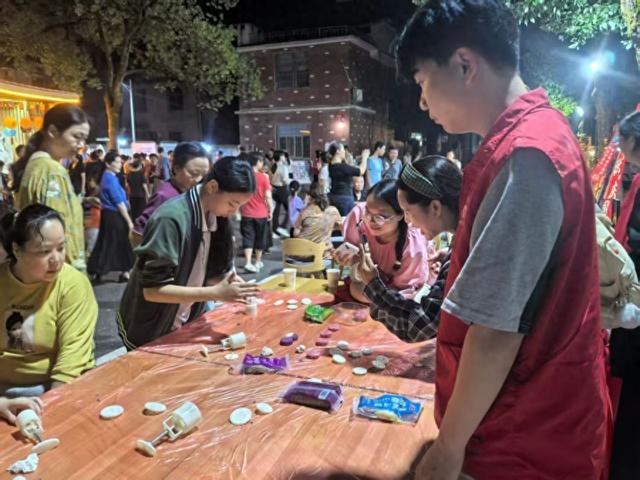 ​国庆假日咸安文旅市场火热，景区“志愿红”暖心服务获赞