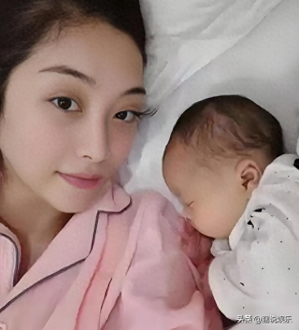 七年前，山东美女买英国优质男精子，生下混血宝宝，如今怎样了？