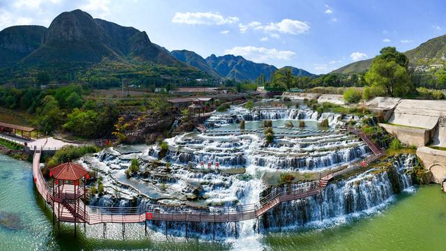 长治传真｜赤壁悬流景区：山水养眼，日子暖心