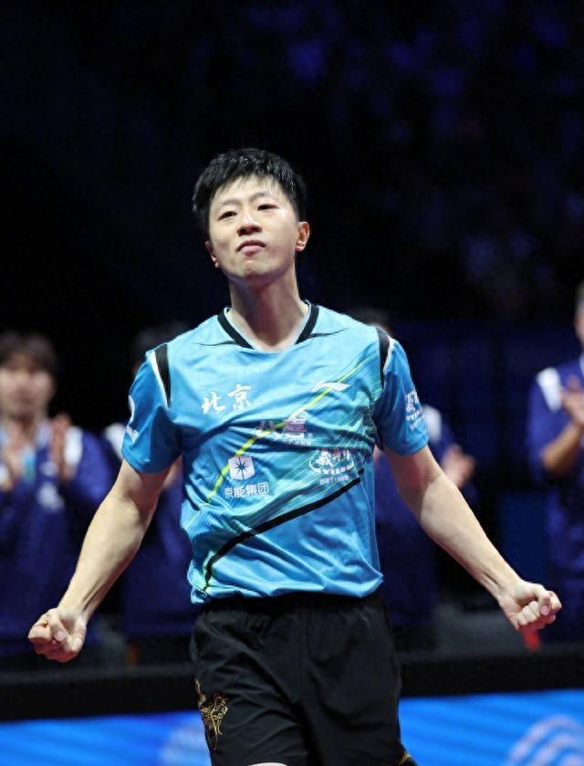 3-1！樊振东让人心疼，马龙率队夺金 没想到邓亚萍这样评价王楚钦
