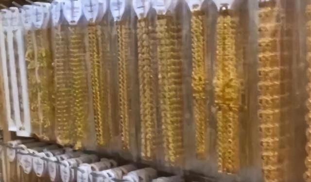 ​几乎全是假货！利润高达2400%，为啥消费者还前赴后继争相购买？