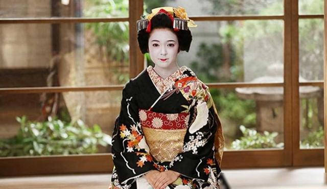 日本给唐高宗李治进献两个美女，临幸一夜后，她们就被关进了牢笼