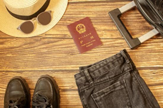 日本跌出“前十”！