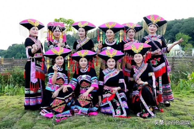 从山歌迎宾到时尚T台！右江区阳圩镇在文旅大会上展现非遗活力