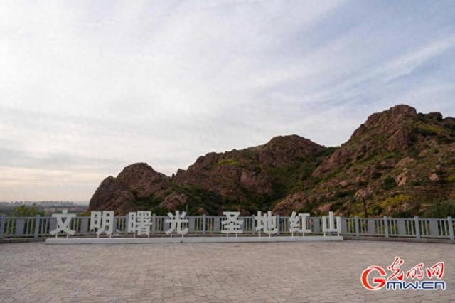 和谐共生｜圣地红山披绿妆——探访中国唯一的人工森林公园