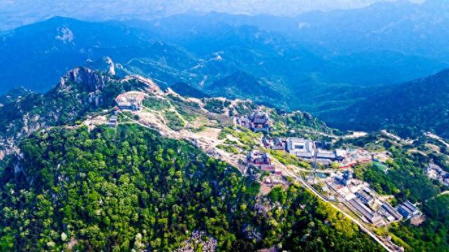 暑期赛季4495人徒步攀登“五岳”！前4名“五天登五岳”，最快记录6小时10分10秒