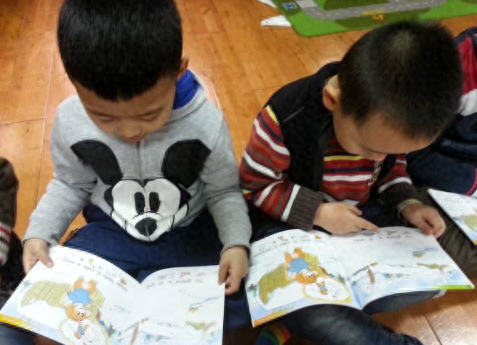 小学寓言故事（孩子的童年需要经典的寓言故事来充实）