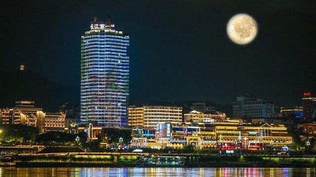 “阖家团圆”遇上“举国同庆”，江宝邀你同游→