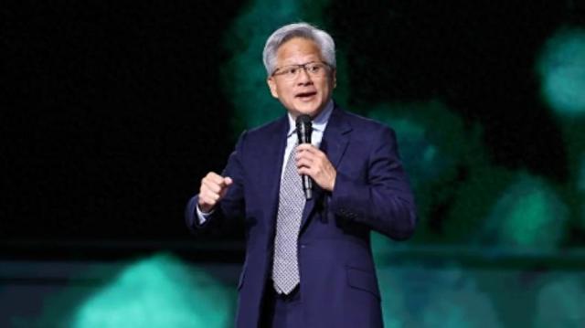 美国设下大圈套，特朗普对华解禁芯片果然不简单！中方才反应过来，中企被爆已收到通知