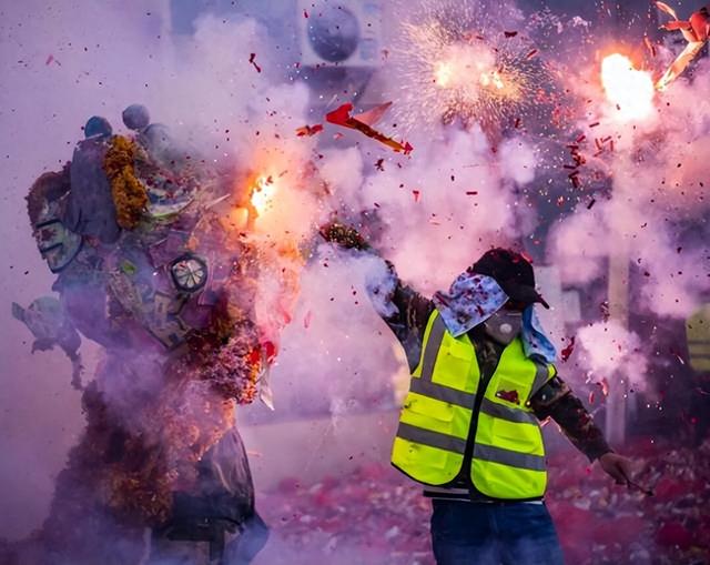 攻狮子、大巡游……元宵节，来德庆狂欢一整日！