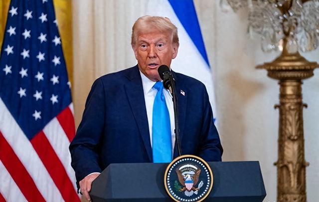 政府停摆、发不出军饷、坠机打捞难，美国遭难了？中方回应亮了