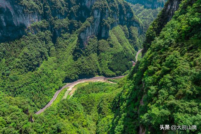 郁闷时，到大山深处走一走
