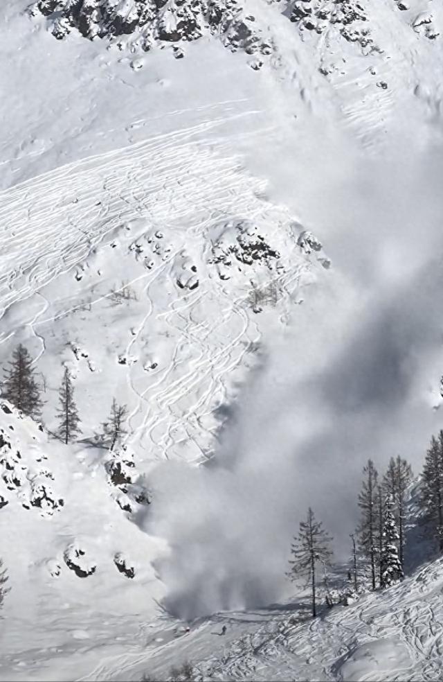 喀纳斯景区雪崩遇难者来自香港！入境事务处称已派员抵达协助