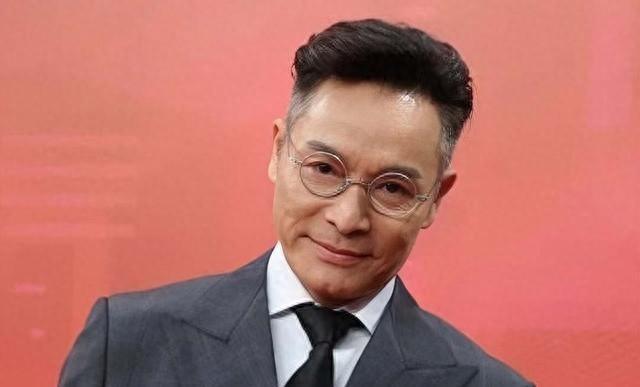 TVB知名男星被曝离巢，资料在官网下架，创办美容品牌传身家超5亿