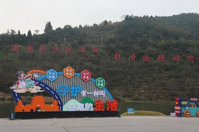 打卡！曲靖首个交通安全主题公园，遛娃学知识，闯关超有趣！