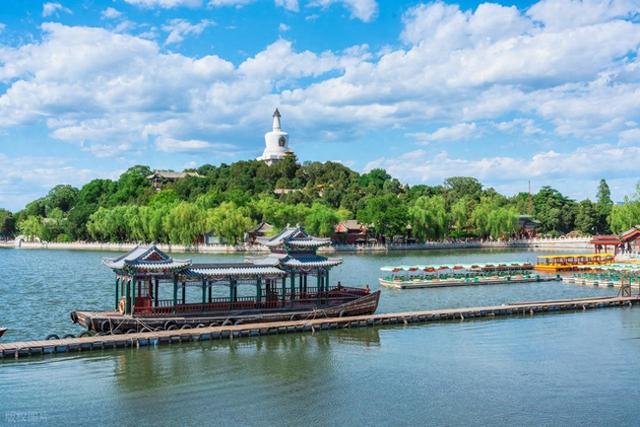 60岁之后一定要去一次！北京对老人免票的20+景点，不花钱还好玩