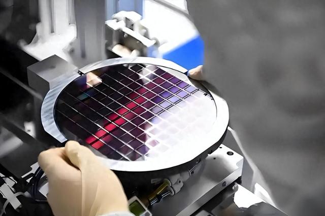 全都“叛变”了，台积电、三星接连宣布	，外媒：中国不买了？