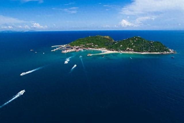 喜报！陵水分界洲岛旅游区获评2025年中国体育旅游精品景区